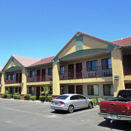 America'S Best Inn & Suites Saint George Екстер'єр фото