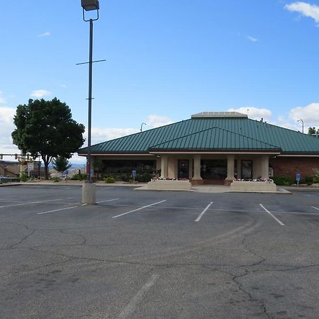 America'S Best Inn & Suites Saint George Екстер'єр фото