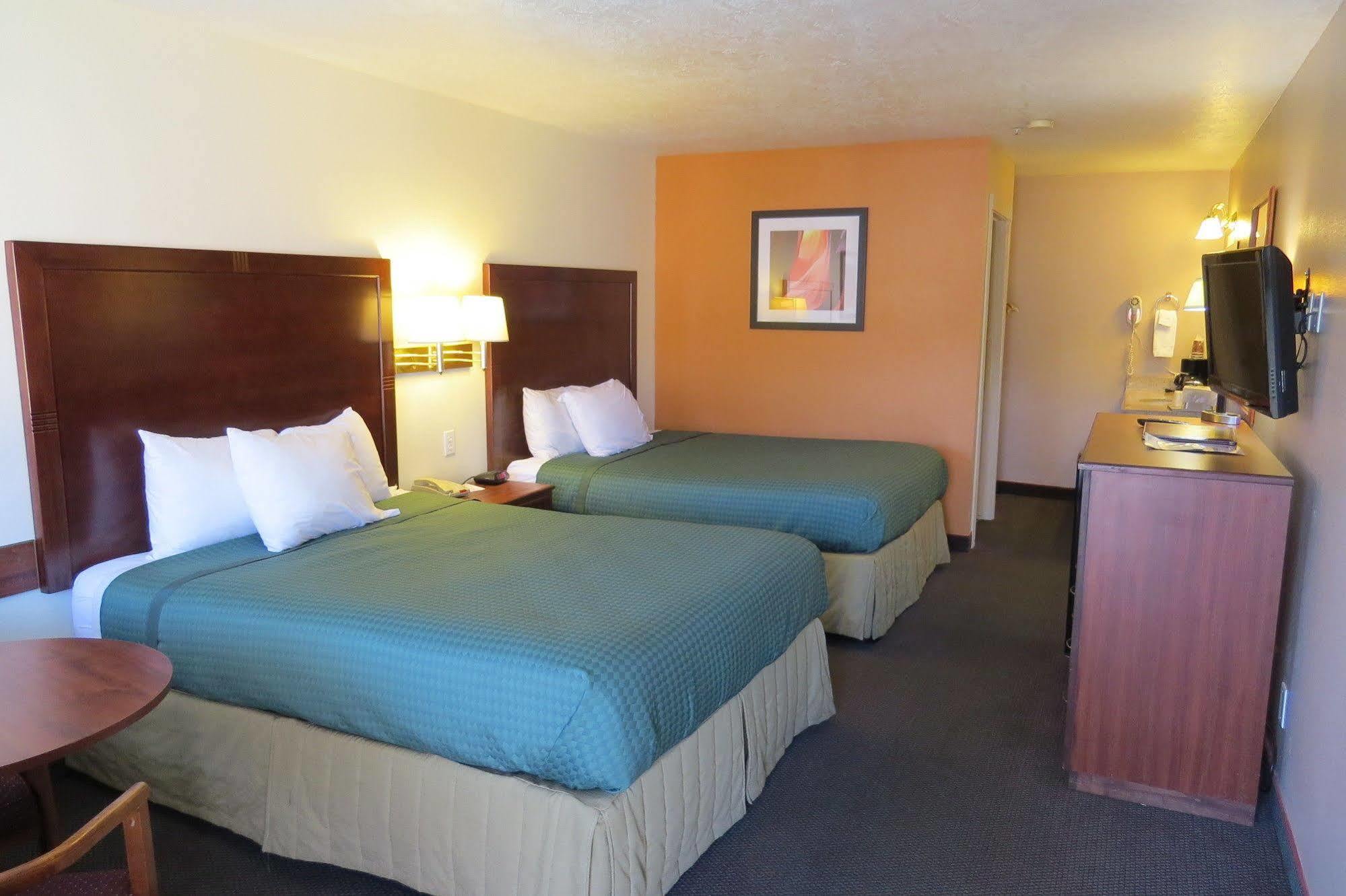 America'S Best Inn & Suites Saint George Екстер'єр фото
